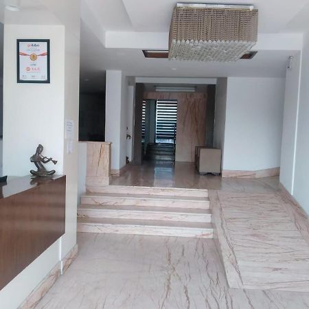 Hotel Le Roi Jammu - Near Jammu Railway Station Esterno foto