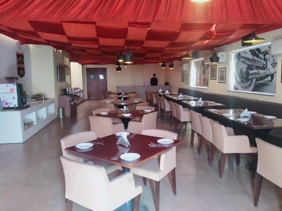 Hotel Le Roi Jammu - Near Jammu Railway Station Esterno foto
